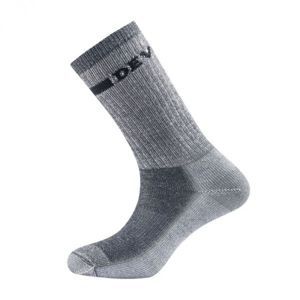 Devold OUTDOOR MEDIUM SOCK Pánske športové  ponožky, sivá, veľkosť 38-40